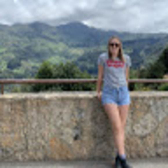 Meet your Posher, Alex - Picture 1 of 1